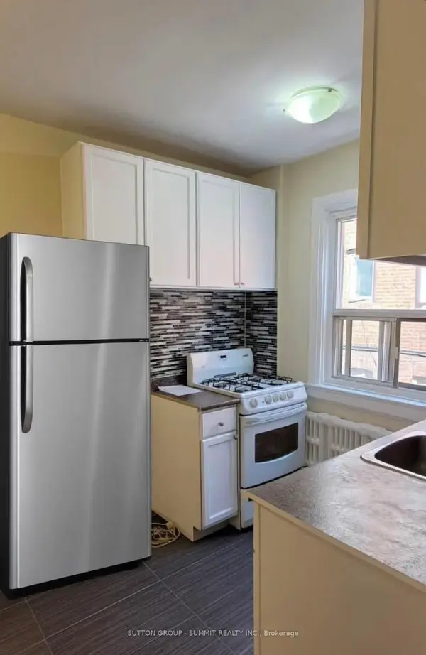 98 VAUGHAN RD #108, Toronto C03, ON M6C 2M1