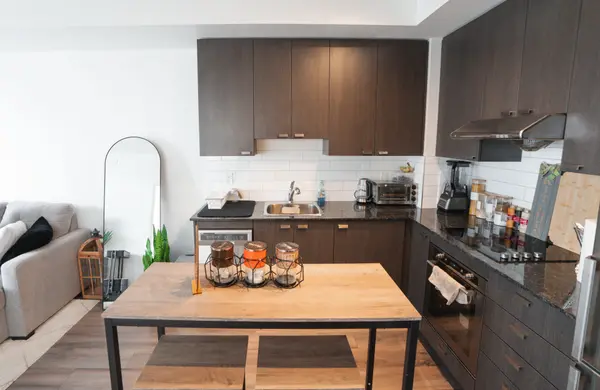 50 Ann O'reilly RD #906, Toronto C15, ON M2J 0C9