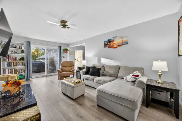 2036 Northern AVE, Innisfil, ON L9S 1Z4