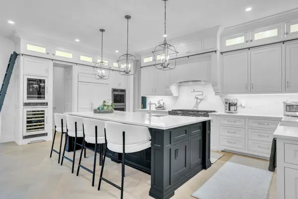 7 Apto CT, Springwater, ON L0L 2K0