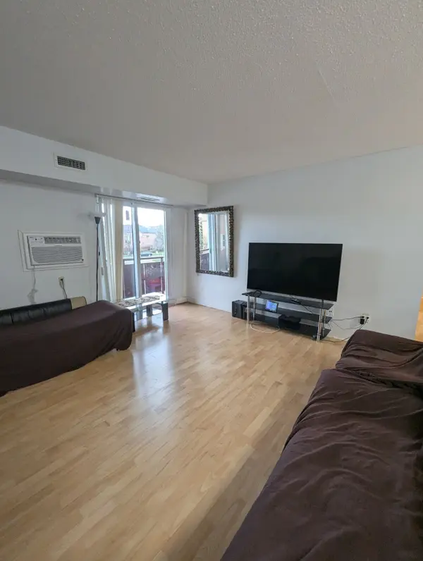 211 Forum DR #207B, Mississauga, ON L4Z 4C1