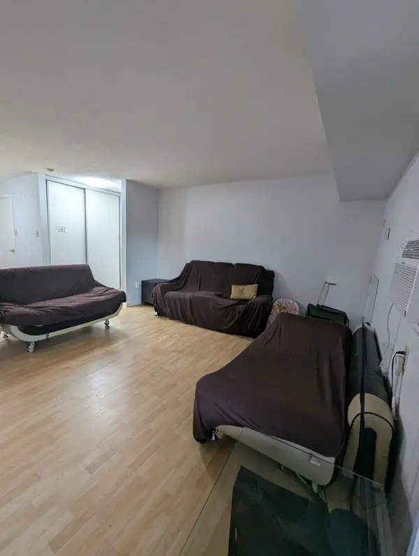 211 Forum DR #207B, Mississauga, ON L4Z 4C1