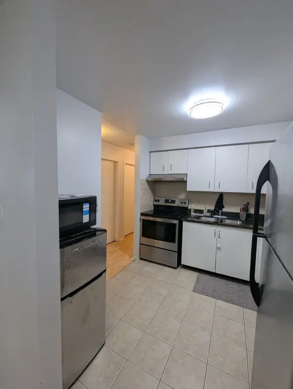 211 Forum DR #207B, Mississauga, ON L4Z 4C1