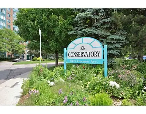 1025 Grenon AVE #409, Britannia Heights - Queensway Terrace N And Area, ON K2B 8S5