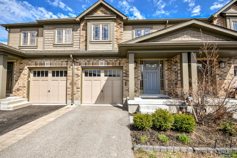 18 Foley CRES, Collingwood, ON L9Y 3B7