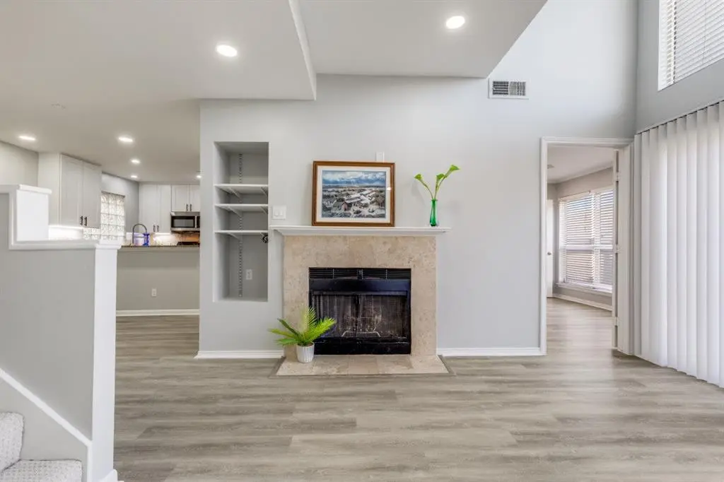 4221 Cole Avenue #202, Dallas, TX 75205