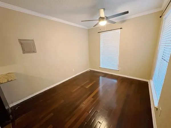 919 S Weatherred Drive #135, Richardson, TX 75080