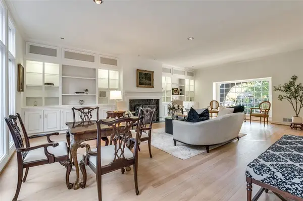 5865 Farquhar Lane, Dallas, TX 75209