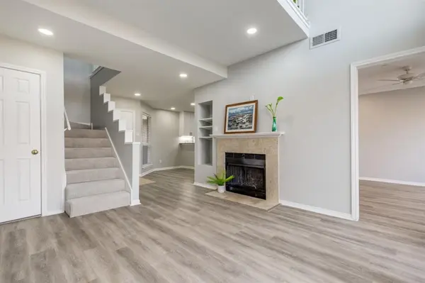 4221 Cole Avenue #202, Dallas, TX 75205