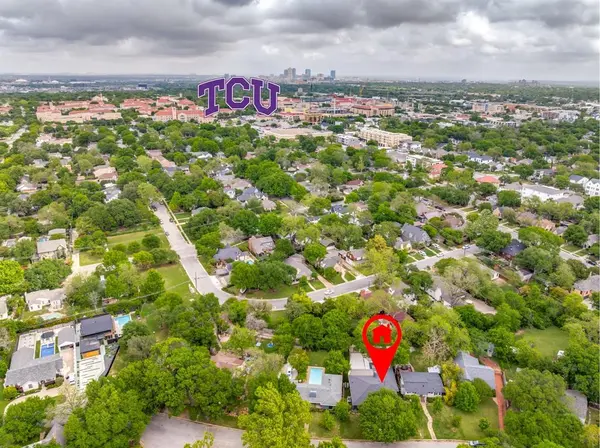 3417 Worth Hills Drive, Fort Worth, TX 76109