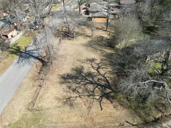 10130 Brookwood Drive, Tyler, TX 75707