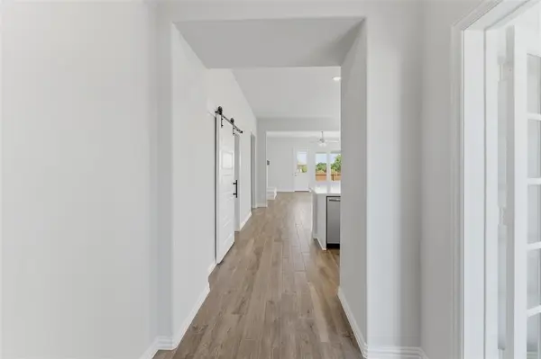 1225 Sabine River Lane, Springtown, TX 76082