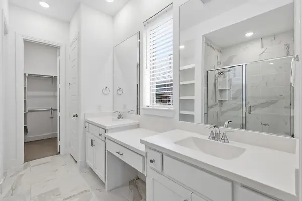 9416 Trailway Drive, Oak Point, TX 75068