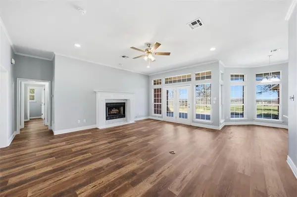 693 Mclaughlin Road, Woodway, TX 76712