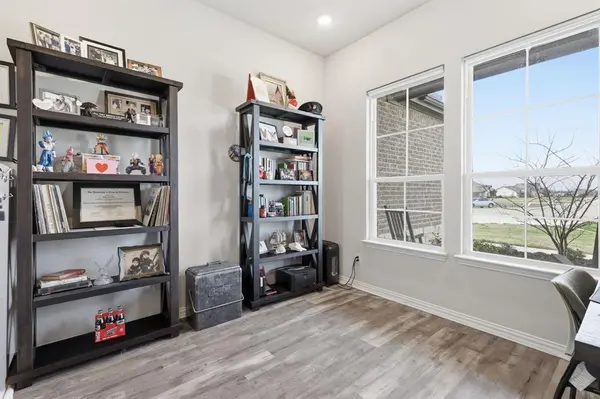 13429 Sage Meadow Circle, Sanger, TX 76266