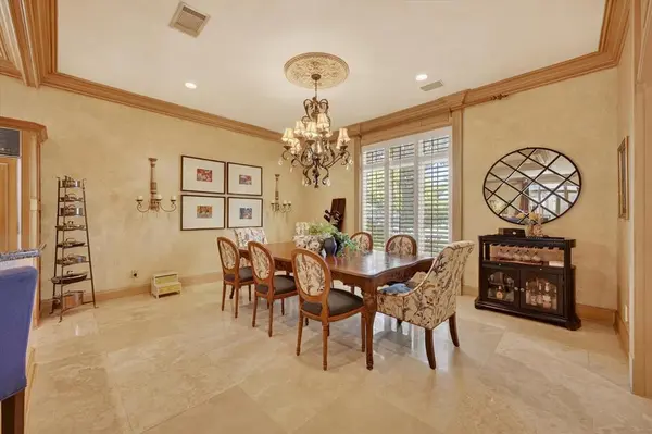 4627 Collinwood Avenue, Fort Worth, TX 76107