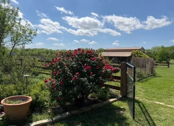 8463 Crestview Road, Sanger, TX 76266