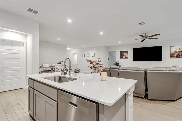 1905 Cookes Lane, Cleburne, TX 76033