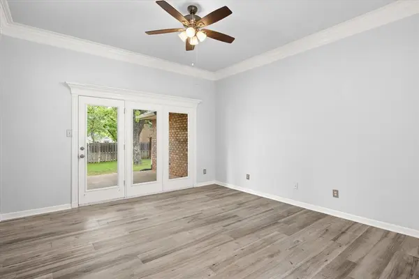 6023 Melrose Circle, Granbury, TX 76049