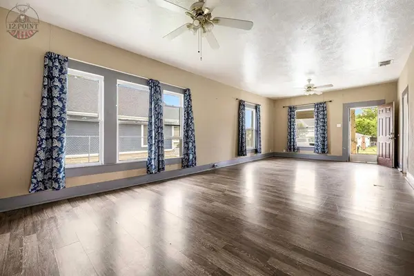 719 W Tarleton Street, Stephenville, TX 76401