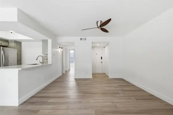 2505 Wedglea Drive #114, Dallas, TX 75211