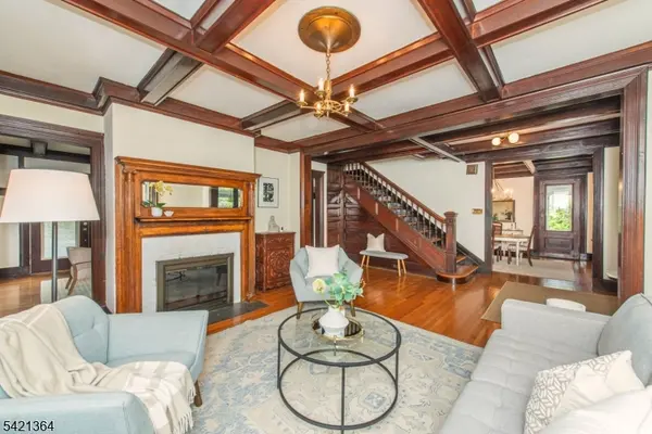 22 Arlington Ave, Caldwell Boro Twp., NJ 07006