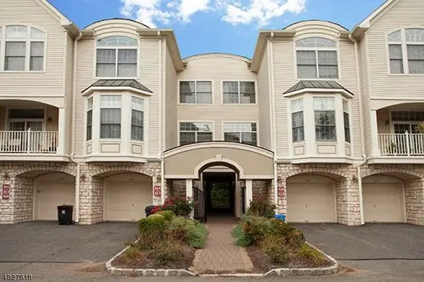 321 Edmonton Ct, Livingston Twp., NJ 07039