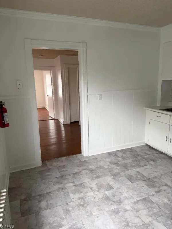 526 Morris Ave, Summit City, NJ 07901