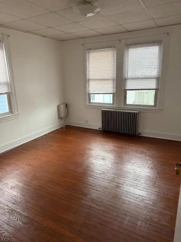 526 Morris Ave, Summit City, NJ 07901