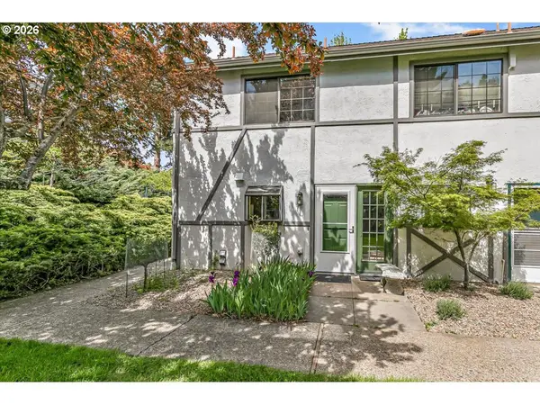 495 CHESTNUT ST #16, Ashland, OR 97520