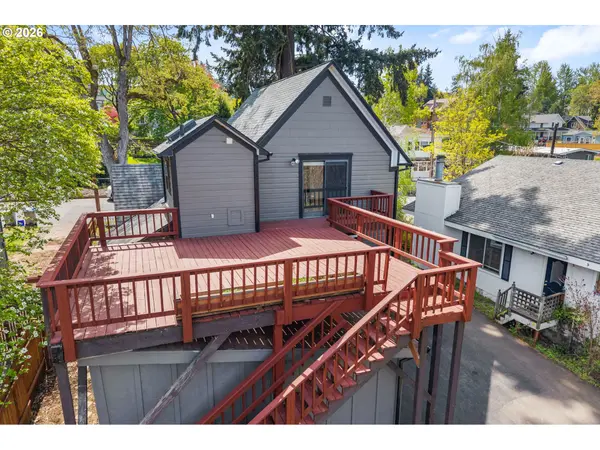 1220 EUGENE ST, Hood River, OR 97031