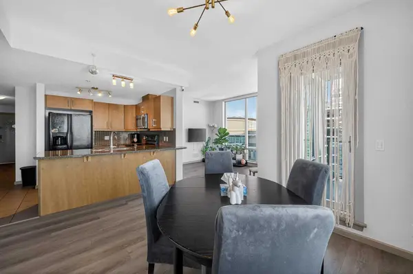 210 15 AVE SE #2504, Calgary, AB T2G 0B5