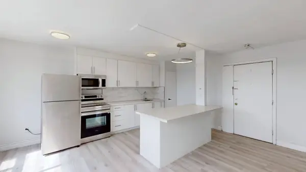 896 Eglinton AVE E #314, Toronto C11, ON M4G 2L2