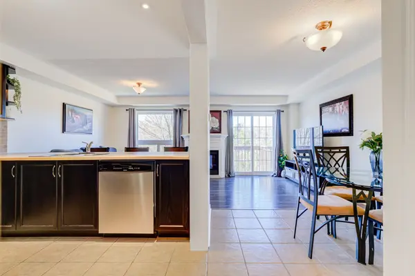 105 Hammill HTS, East Gwillimbury, ON L0G 1M0