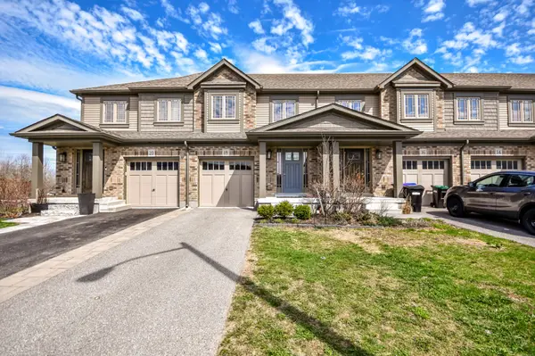 18 Foley CRES, Collingwood, ON L9Y 3B7