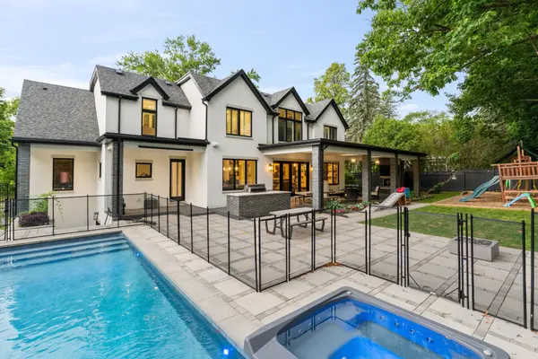 231 Wedgewood DR, Oakville, ON L6J 4R6