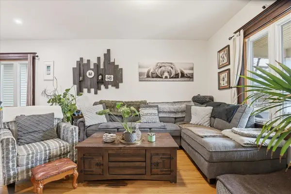 608 Ontario ST, Stratford, ON N5A 3J5