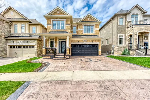 99 McKnight AVE, Hamilton, ON L8B 0T8