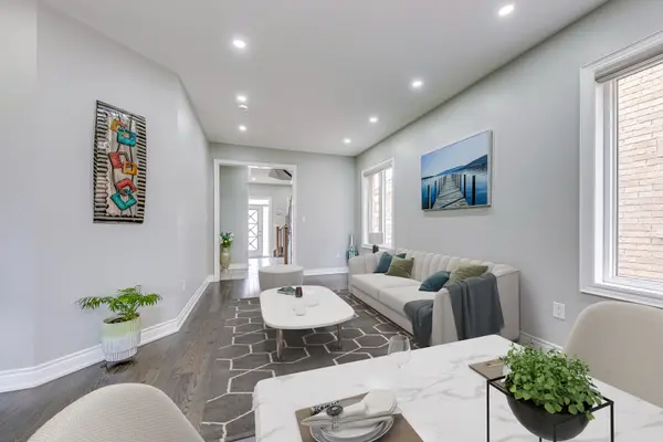 99 McKnight AVE, Hamilton, ON L8B 0T8