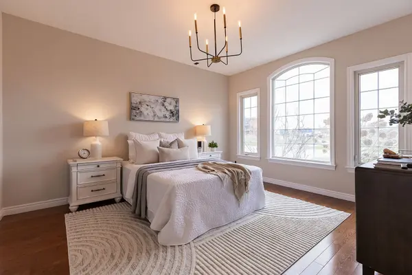 501 Darcy DR, Strathroy-caradoc, ON N7G 4K9