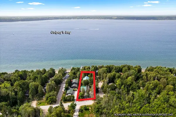 183 Lakeshore RD, Georgian Bluffs, ON N0H 2T0