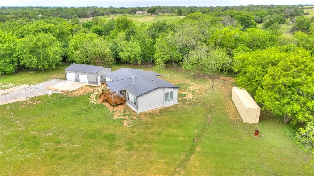 135 Lelon Lane, Springtown, TX 76082