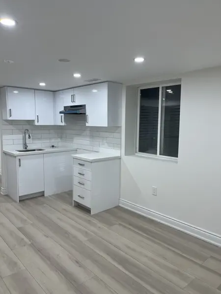 114 Mill (lower) ST N, Brampton, ON L6X 2N9