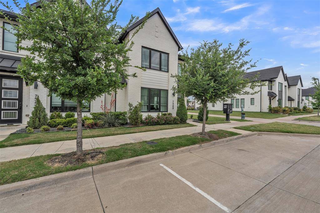 7549 Reis Lane, North Richland Hills, TX 76182