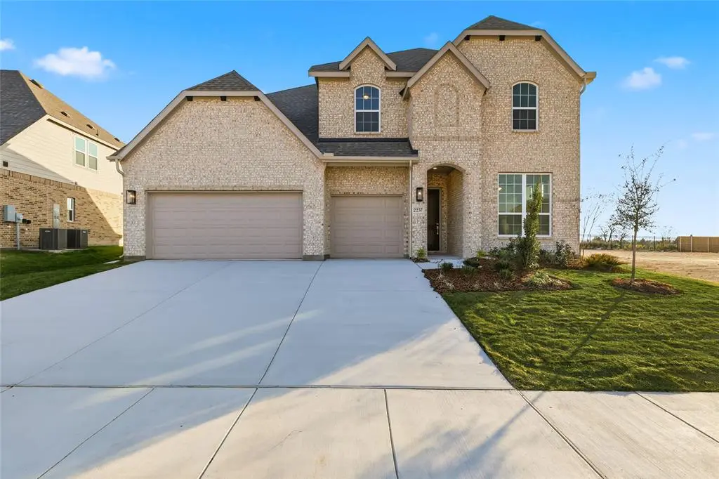 2257 Slate Drive, Waxahachie, TX 75167
