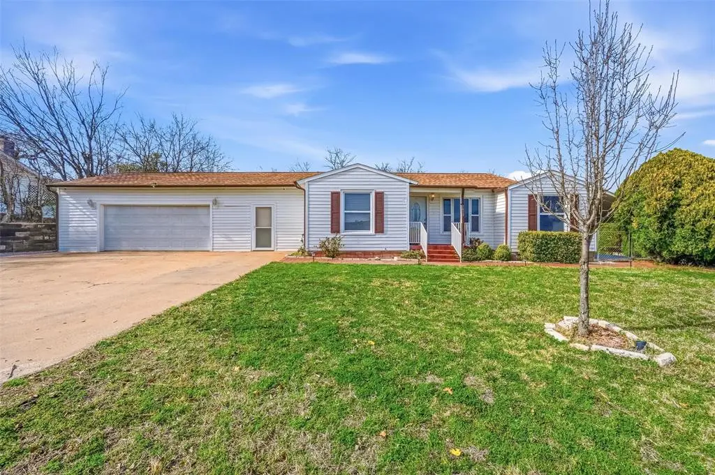 2813 La Monde Terrace, Sansom Park, TX 76114