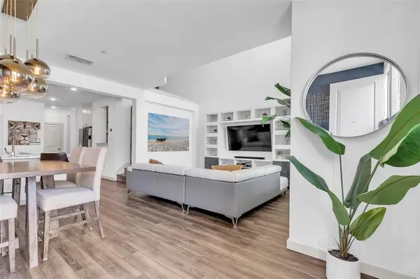 682 Claire Lane, Lewisville, TX 75067