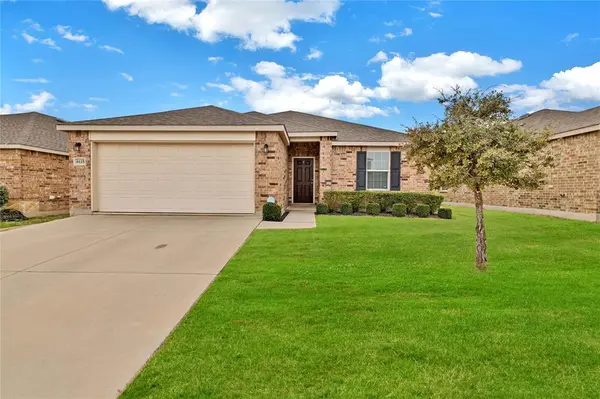 6125 Misty Breeze Drive, Fort Worth, TX 76179