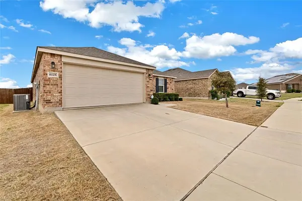6125 Misty Breeze Drive, Fort Worth, TX 76179