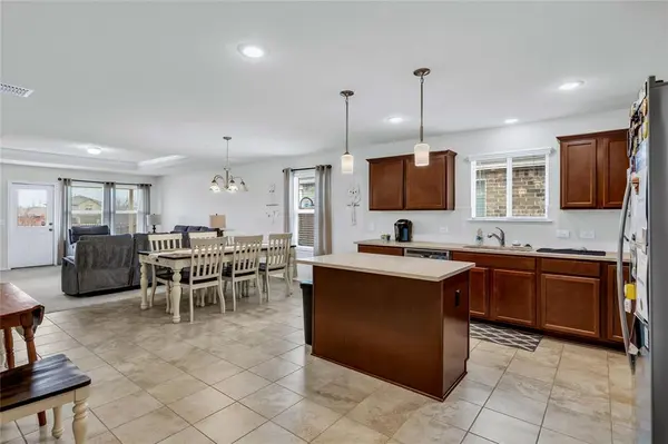 6125 Misty Breeze Drive, Fort Worth, TX 76179